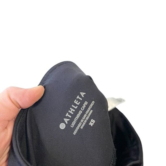 Athleta Lightning Capri Black Active Yoga Leggings Pants Women's Size XS *READ*‎ - Picture 7 of 9